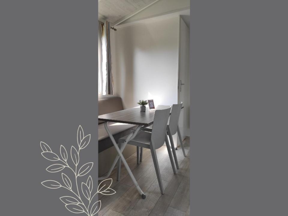 Hotel De Plein Air Le Chanset Ceyrat Room photo